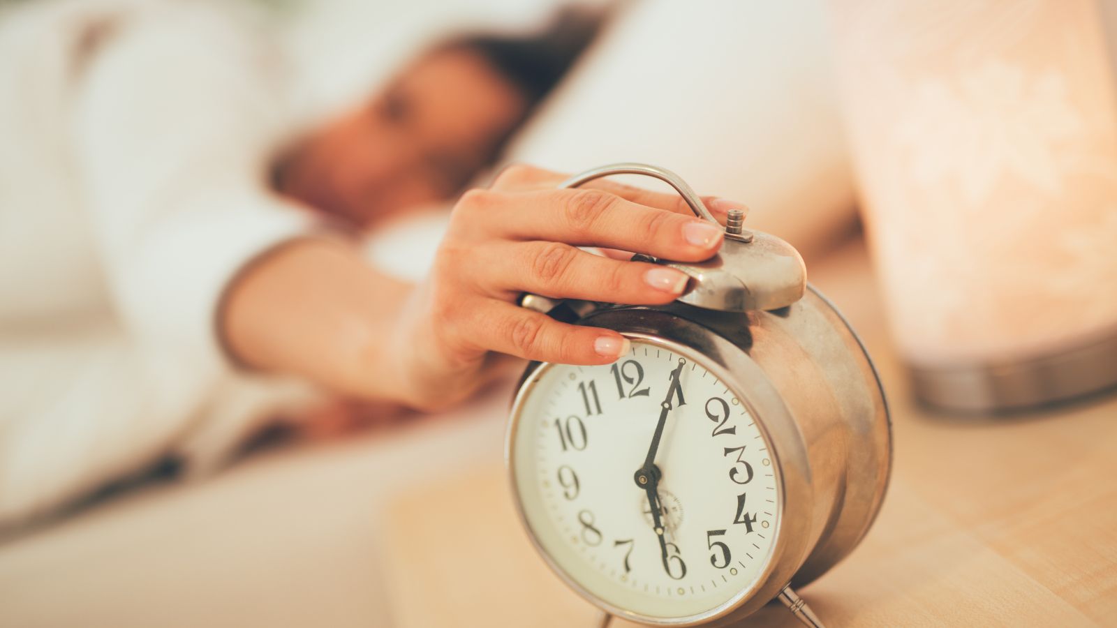 Putting off the morning alarm- Morning habits to live your best life.