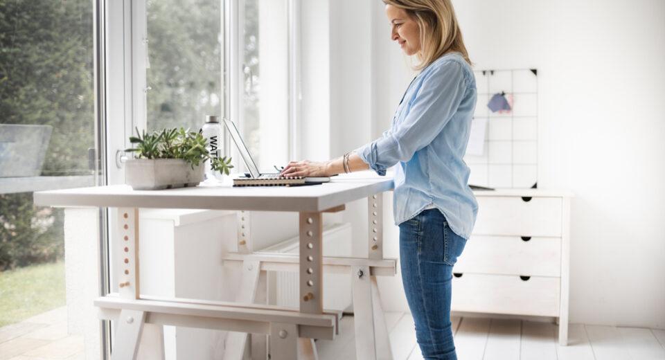 Standing Desk vs. Regular Desk