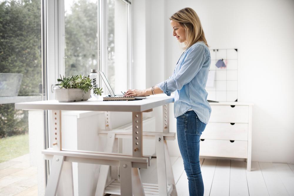 Standing Desk vs. Regular Desk